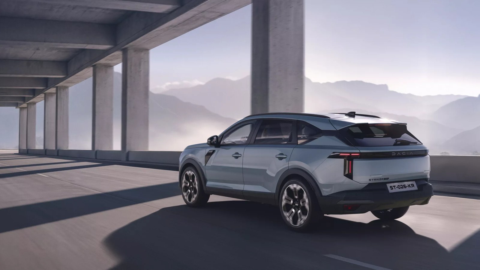 Dacia Striker arkadan üç çeyrek görünüm