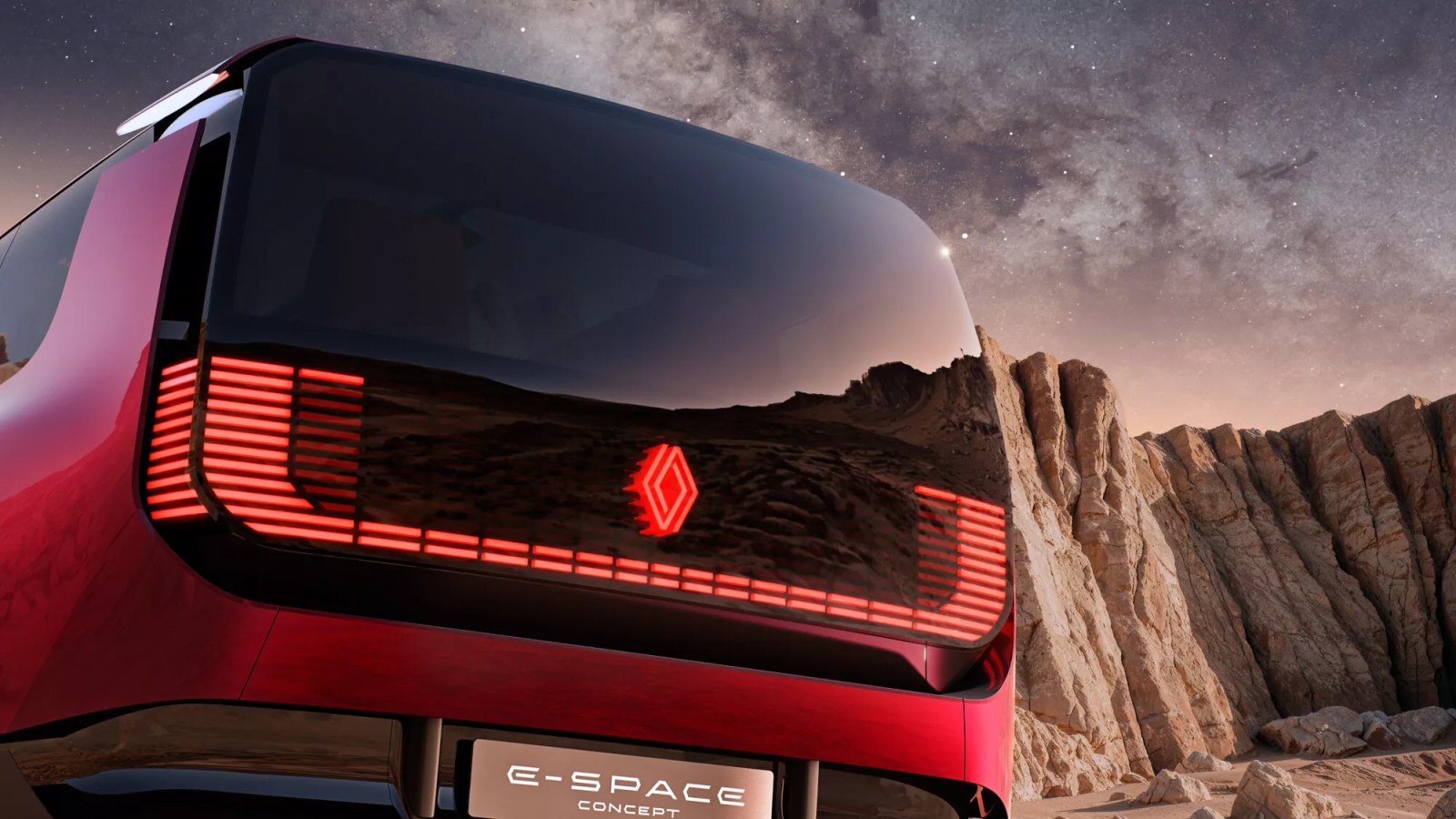 Renault E-Space Concept arka lamba detayı