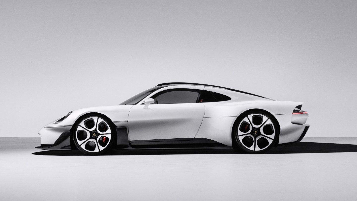 Porsche Mission S yandan profil