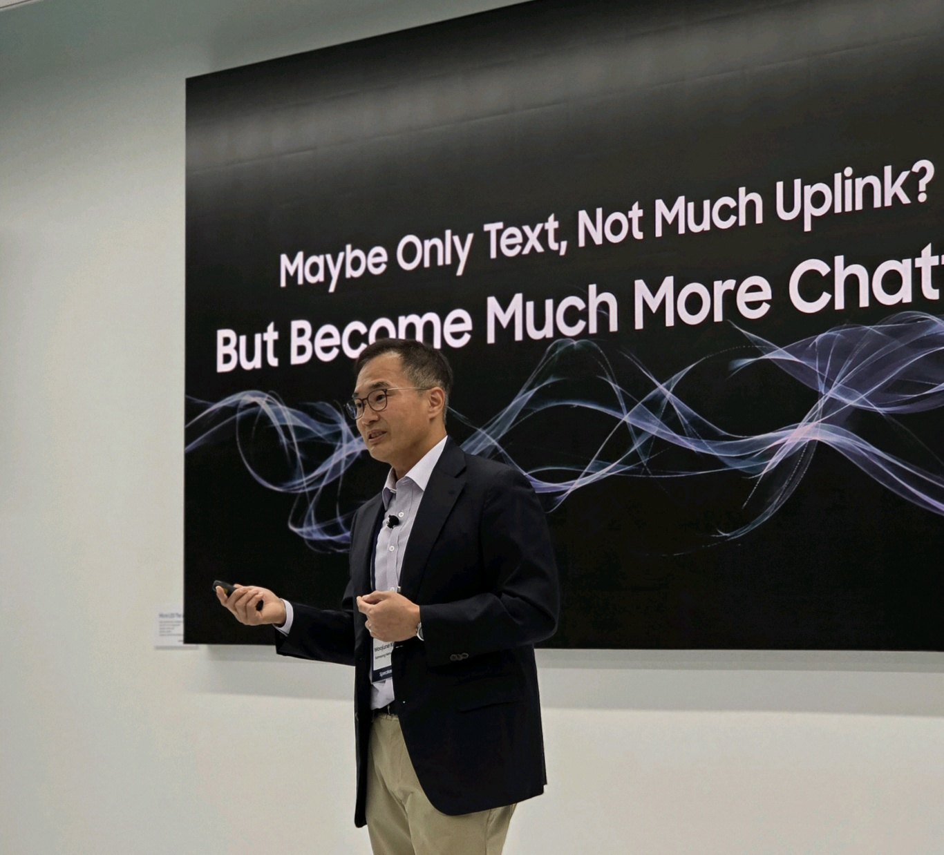 Samsung Networks iş biriminin başkanı Woojune Kim, 14 Ekim'deki Partner Day'de açılış konuşmasını yapıyor.