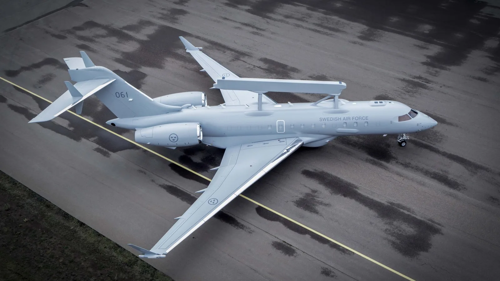 Saab, İsveç Hava Kuvvetleri'nin ilk GlobalEye erken uyarı uçağını tanıttı