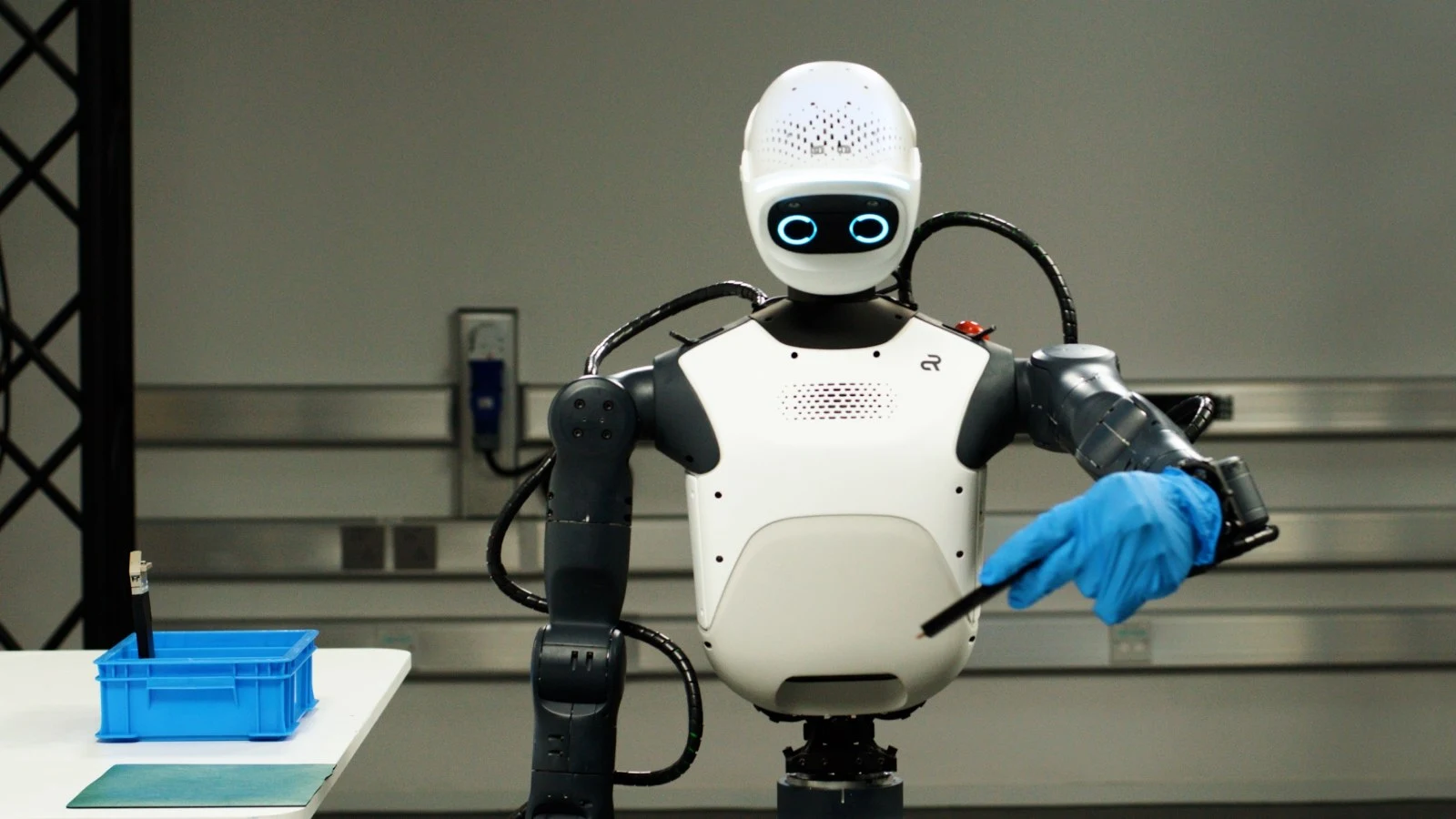 NVIDIA, Isaac robotik platformuna referans insansı robot ve Isaac Lab 3.0 ekledi