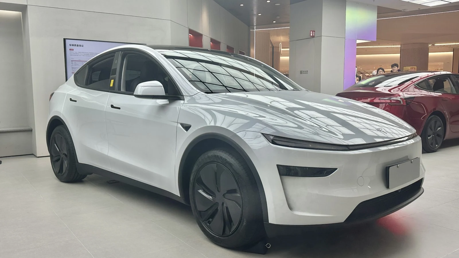 Tesla üçüncü çeyrek sonuçları: 486 bin teslimat, gelir yatay, marj düştü