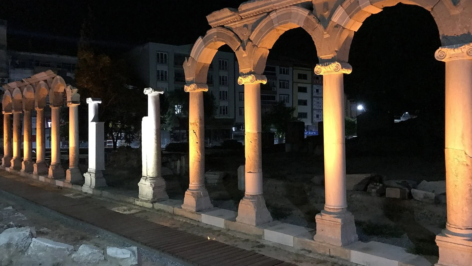 Akhisar ve Boztepe belediyeleri mühendis memur alacak: Şartlar neler?