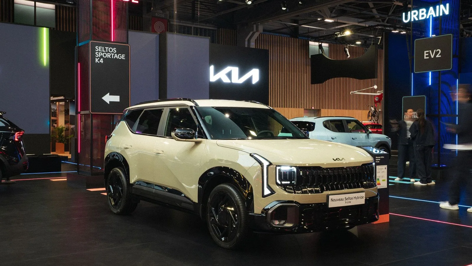 Kia, Paris'te yeni Seltos Hybrid'i tanıttı; K4 Hybrid 15 Ekim'de üretime giriyor