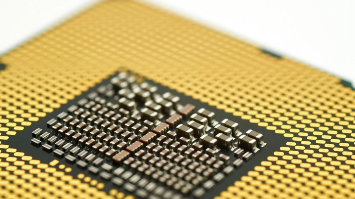 AMD Ryzen 9 9950X İnceleme: Zen 5 Amiral Gemisi 2026'da Ne Sunuyor?